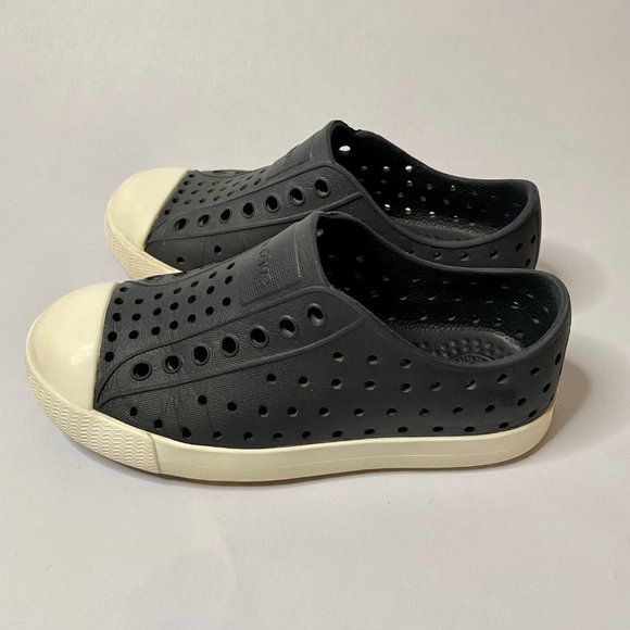 Native Jefferson Shoes Shoes (Size C6&C11) - Picture 3 of 4